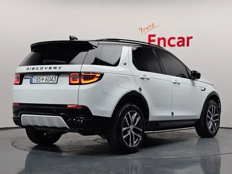 2024 Land Rover Discovery Sport с пробегом 14 970 км