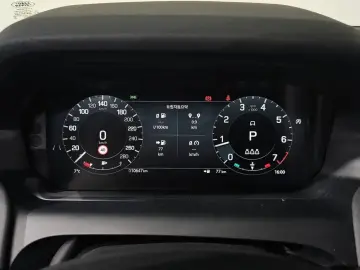 2024 Land Rover Discovery Sport с пробегом 10 647 км