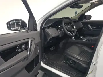 2024 Land Rover Discovery Sport с пробегом 10 647 км
