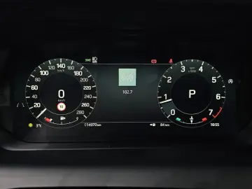 2024 Land Rover Discovery Sport с пробегом 14 970 км