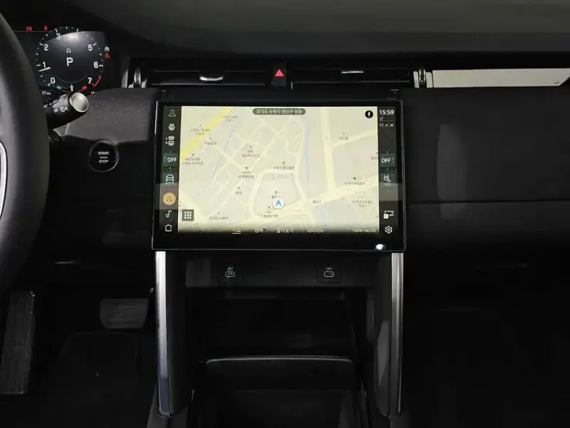 2024 Land Rover Discovery Sport с пробегом 10 647 км