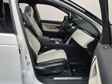 2024 Land Rover Discovery Sport с пробегом 12 878 км