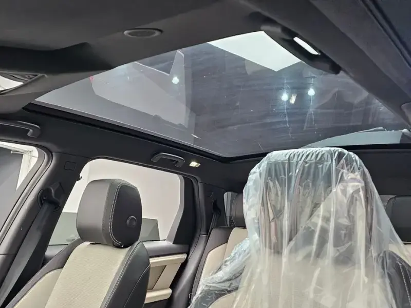 2024 Land Rover Discovery Sport с пробегом 12 878 км