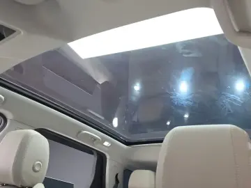 2025 Land Rover Discovery Sport с пробегом 12 454 км
