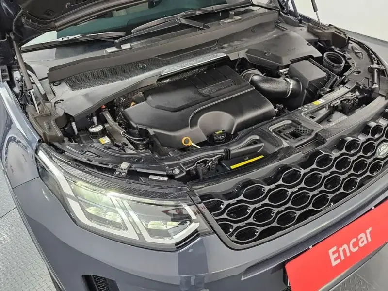 2025 Land Rover Discovery Sport с пробегом 13 180 км