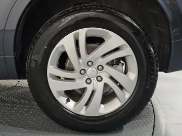 2025 Land Rover Discovery Sport с пробегом 13 180 км