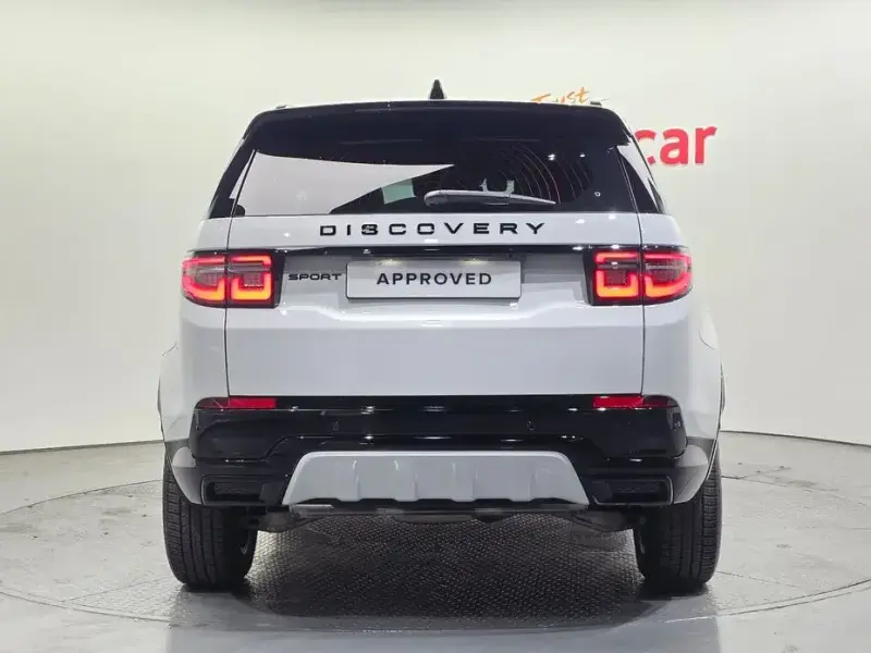 2025 Land Rover Discovery Sport с пробегом 5 633 км
