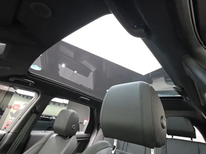 2025 Land Rover Discovery Sport с пробегом 5 633 км