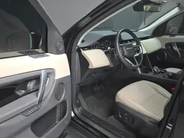 2025 Land Rover Discovery Sport с пробегом 22 452 км