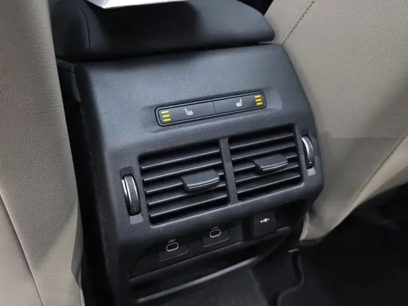2025 Land Rover Discovery Sport с пробегом 22 452 км
