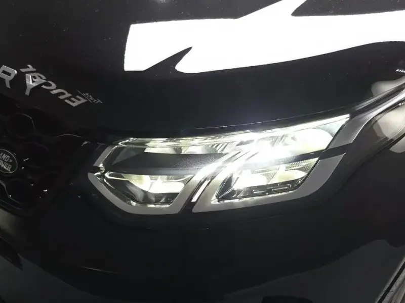 2025 Land Rover Discovery Sport с пробегом 22 452 км