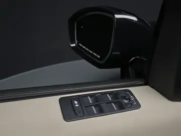 2025 Land Rover Discovery Sport с пробегом 22 452 км