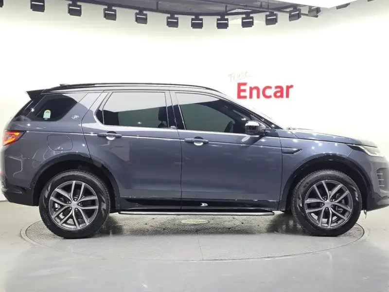 2025 Land Rover Discovery Sport с пробегом 3 968 км
