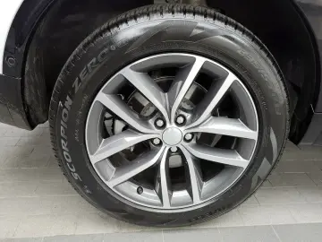 2025 Land Rover Discovery Sport с пробегом 8 430 км