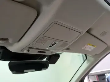 2022 Land Rover Discovery Sport с пробегом 66 030 км