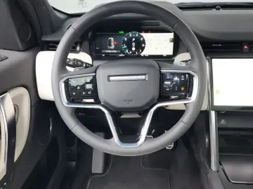2025 Land Rover Discovery Sport с пробегом 10 871 км