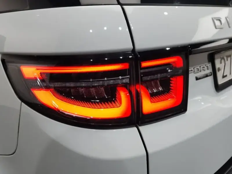 2020 Land Rover Discovery Sport с пробегом 37 216 км