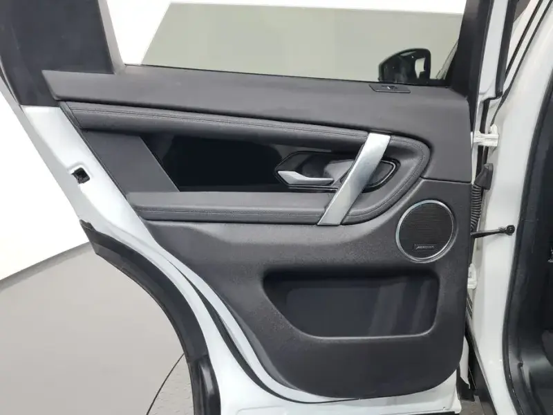 2020 Land Rover Discovery Sport с пробегом 37 216 км