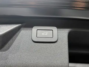 2024 Land Rover Discovery Sport с пробегом 21 174 км