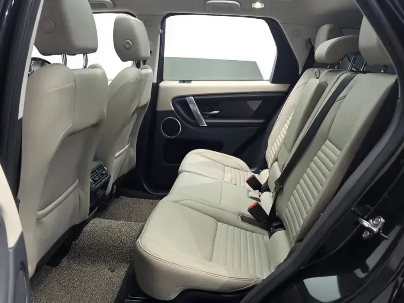 2022 Land Rover Discovery Sport с пробегом 82 774 км