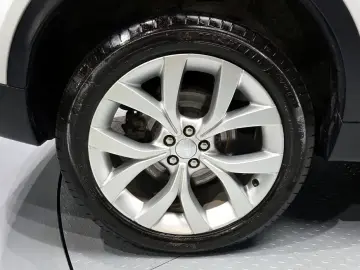 2022 Land Rover Discovery Sport с пробегом 101 405 км