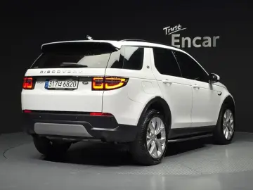 2022 Land Rover Discovery Sport с пробегом 31 201 км