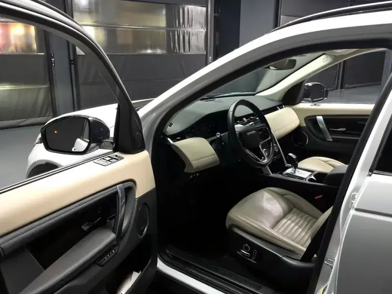 2022 Land Rover Discovery Sport с пробегом 31 201 км