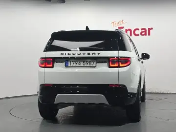 2025 Land Rover Discovery Sport с пробегом 11 244 км