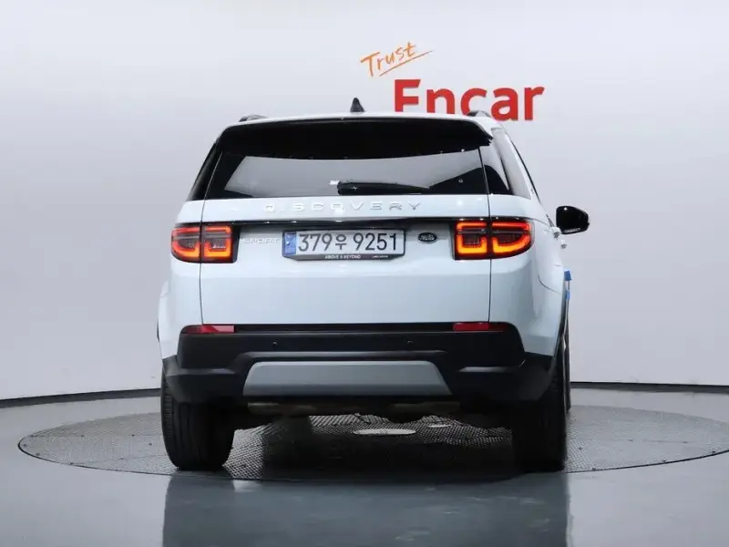 2022 Land Rover Discovery Sport с пробегом 55 552 км