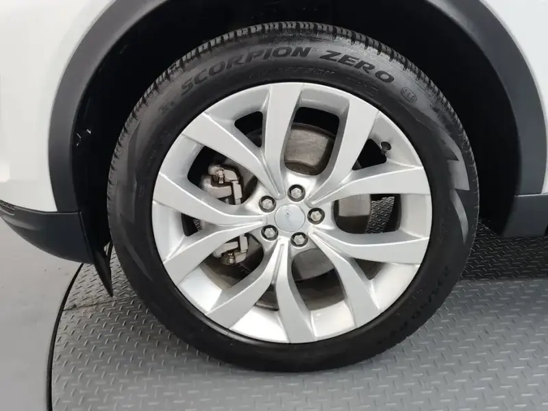 2022 Land Rover Discovery Sport с пробегом 55 552 км