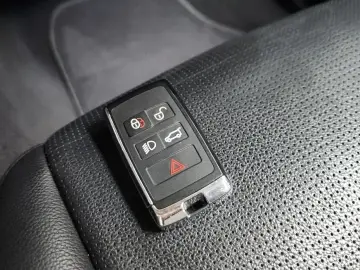 2022 Land Rover Discovery Sport с пробегом 55 552 км