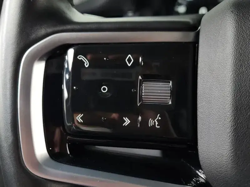 2022 Land Rover Discovery Sport с пробегом 55 552 км