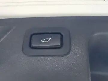 2022 Land Rover Discovery Sport с пробегом 55 552 км