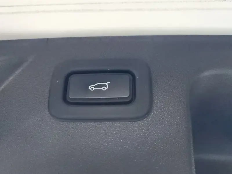 2022 Land Rover Discovery Sport с пробегом 55 552 км