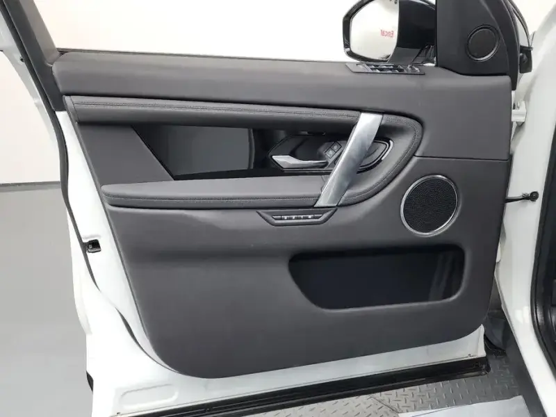 2022 Land Rover Discovery Sport с пробегом 55 552 км