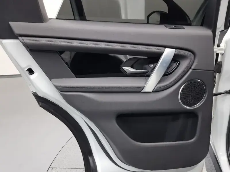 2022 Land Rover Discovery Sport с пробегом 55 552 км