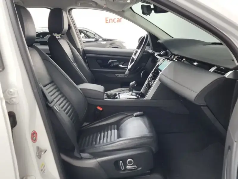 2022 Land Rover Discovery Sport с пробегом 55 552 км
