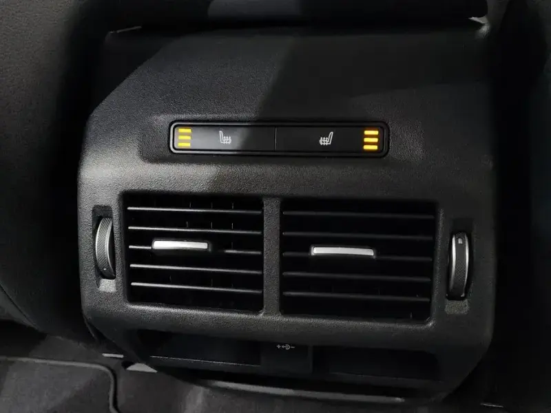 2022 Land Rover Discovery Sport с пробегом 55 552 км