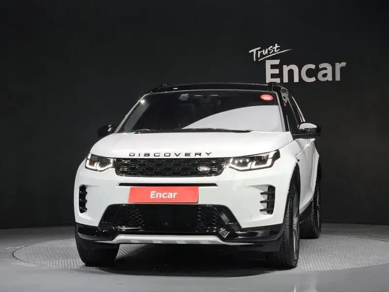 2025 Land Rover Discovery Sport с пробегом 20 366 км