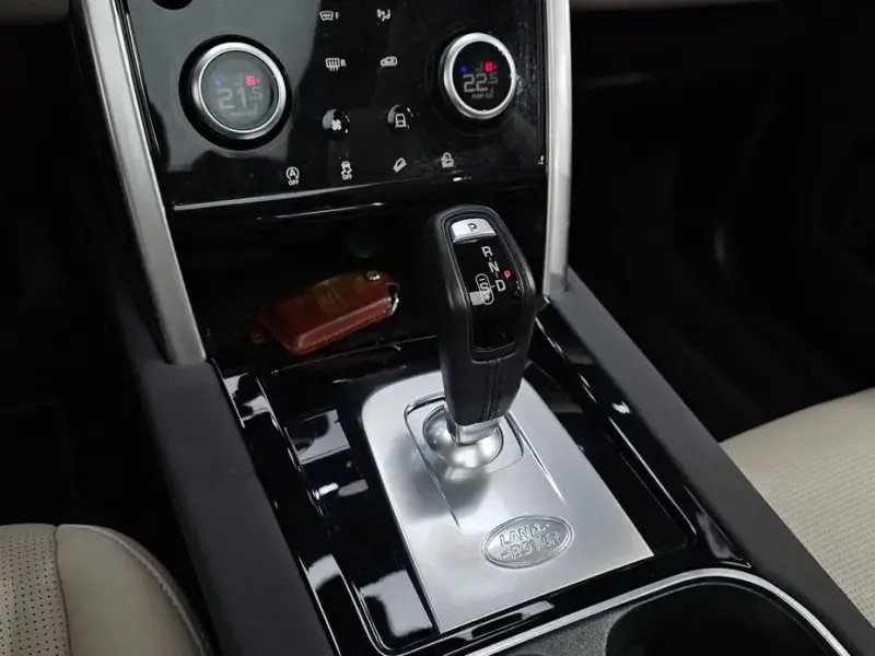 2022 Land Rover Discovery Sport с пробегом 22 163 км