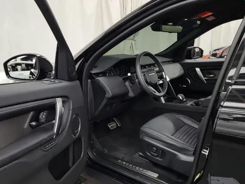 2024 Land Rover Discovery Sport с пробегом 6 840 км