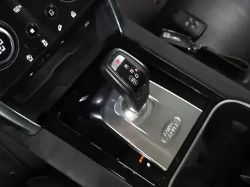 2020 Land Rover Discovery Sport с пробегом 117 655 км