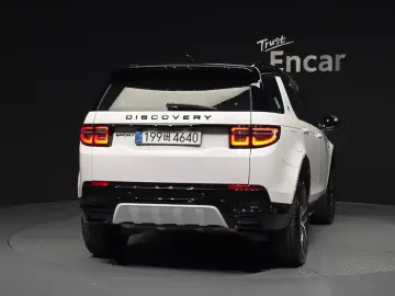 2025 Land Rover Discovery Sport с пробегом 22 833 км