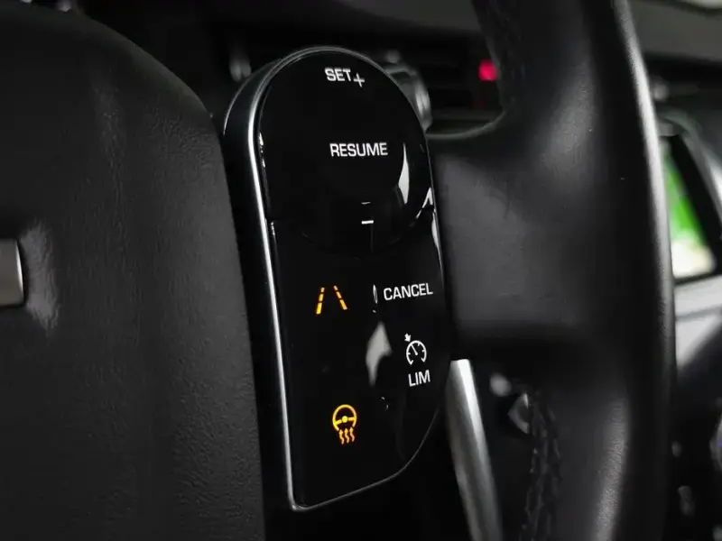 2020 Land Rover Discovery Sport с пробегом 117 655 км