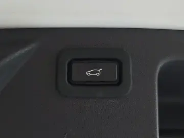 2020 Land Rover Discovery Sport с пробегом 117 655 км
