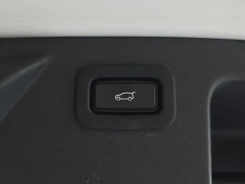 2020 Land Rover Discovery Sport с пробегом 117 655 км
