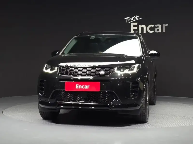 2025 Land Rover Discovery Sport с пробегом 303 км