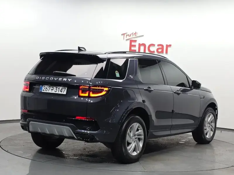 2025 Land Rover Discovery Sport с пробегом 3 756 км