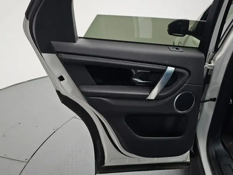 2020 Land Rover Discovery Sport с пробегом 45 733 км