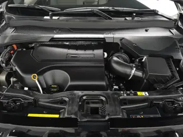 2025 Land Rover Discovery Sport с пробегом 3 756 км